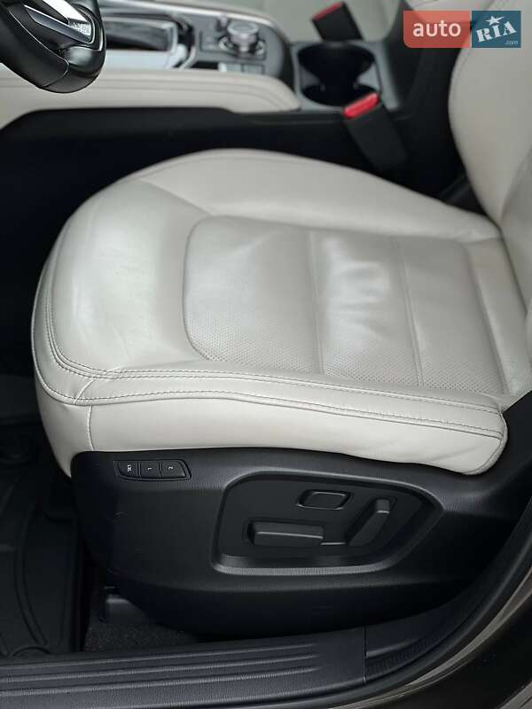 Позашляховик / Кросовер Mazda CX-5 2018 в Києві фото 26 Позашляховик / Кросовер Mazda CX-5 2018 в Києві