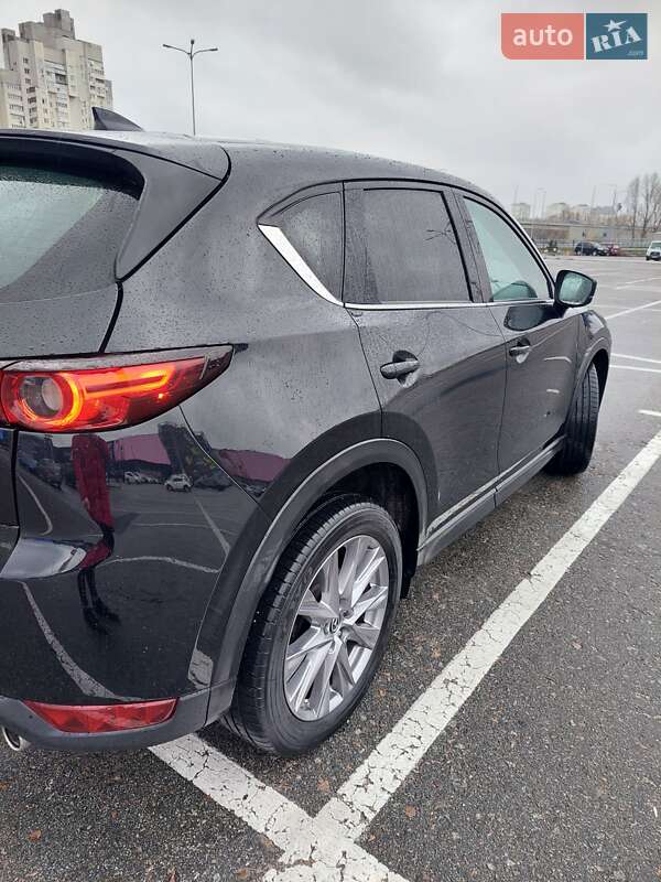 Внедорожник / Кроссовер Mazda CX-5 2018 в Киеве фото 11 Внедорожник / Кроссовер Mazda CX-5 2018 в Киеве