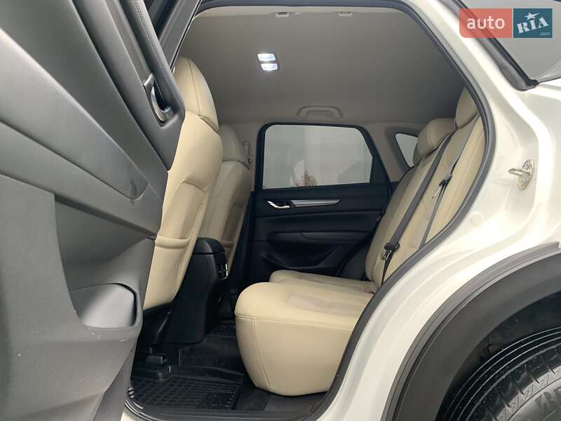 Внедорожник / Кроссовер Mazda CX-5 2017 в Киеве