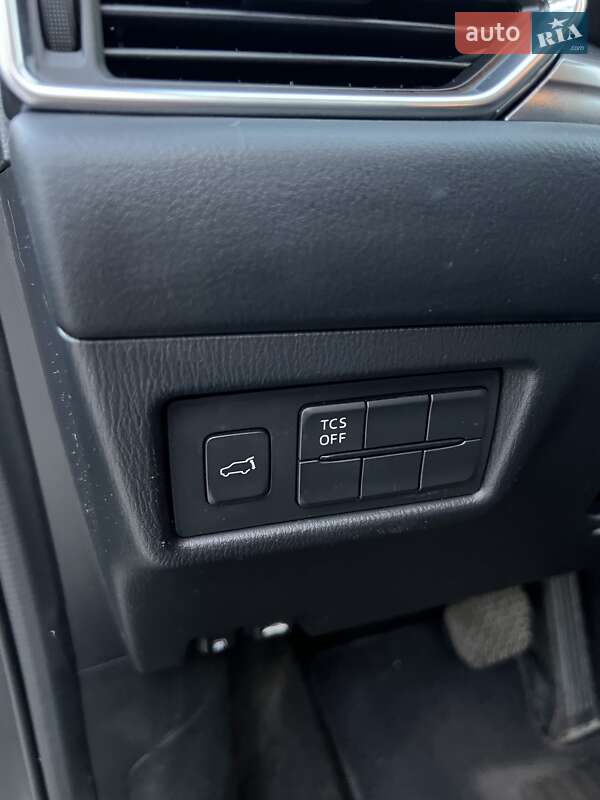 Позашляховик / Кросовер Mazda CX-5 2017 в Луцьку