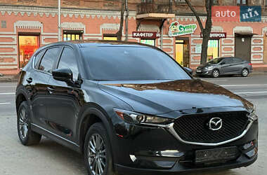 Позашляховик / Кросовер Mazda CX-5 2017 в Запоріжжі