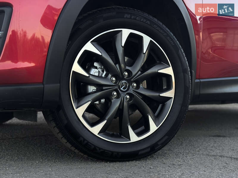 Позашляховик / Кросовер Mazda CX-5 2015 в Радивиліві