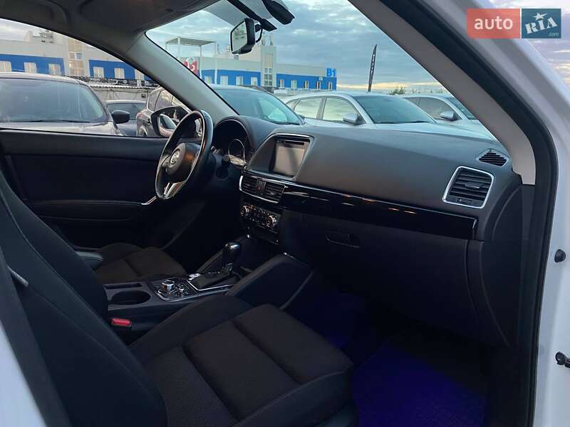 Позашляховик / Кросовер Mazda CX-5 2015 в Києві