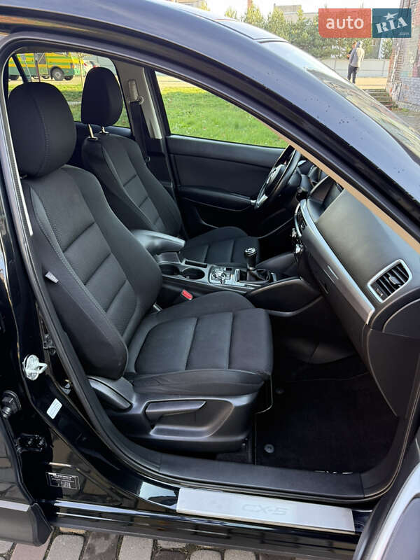 Позашляховик / Кросовер Mazda CX-5 2015 в Луцьку