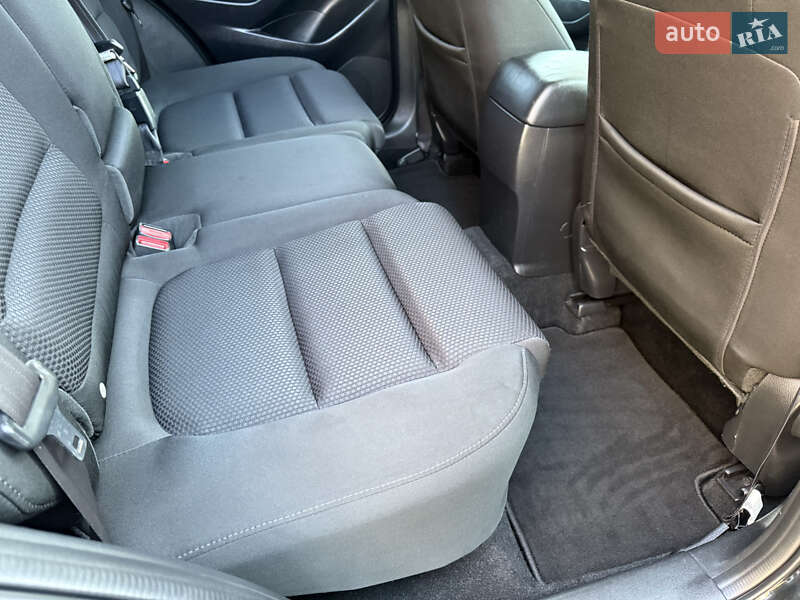 Позашляховик / Кросовер Mazda CX-5 2015 в Луцьку