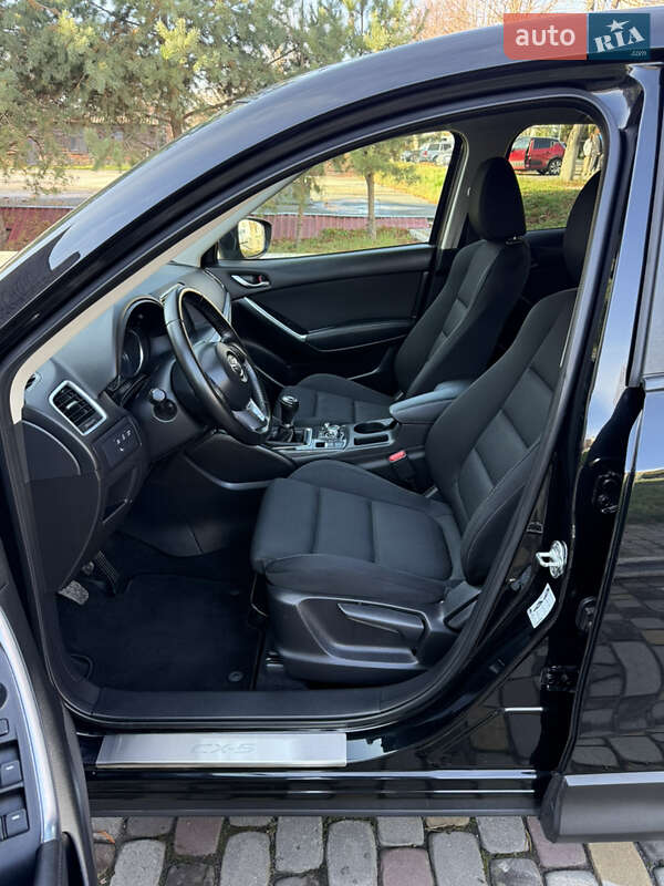 Позашляховик / Кросовер Mazda CX-5 2015 в Луцьку