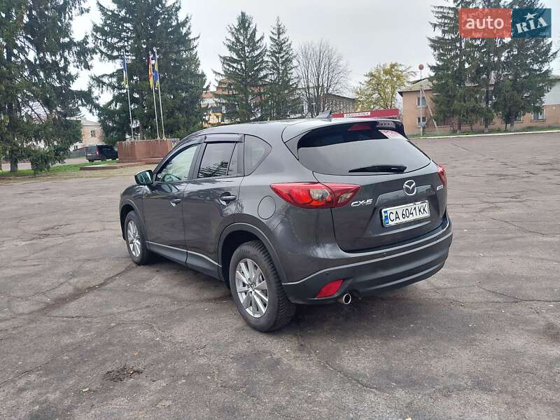 Внедорожник / Кроссовер Mazda CX-5 2015 в Новоархангельске