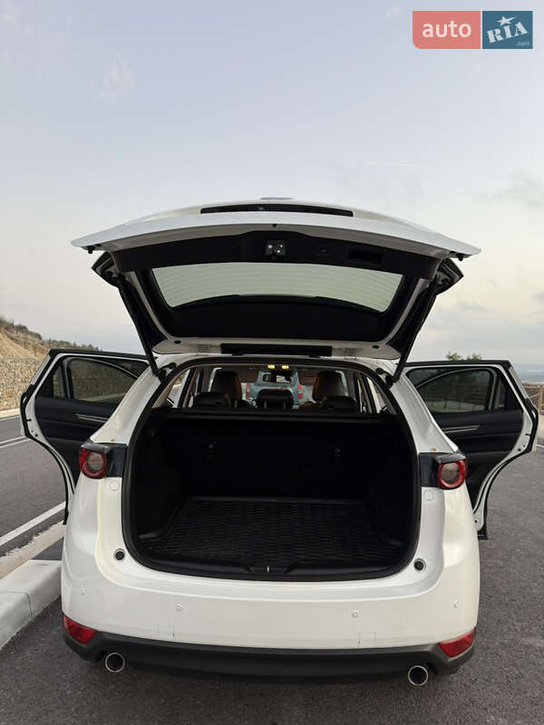 Позашляховик / Кросовер Mazda CX-5 2017 в Києві