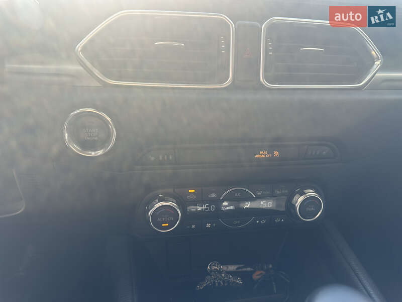 Внедорожник / Кроссовер Mazda CX-5 2018 в Киеве