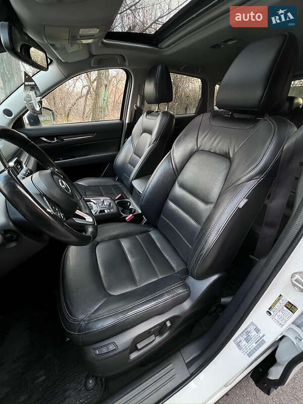 Внедорожник / Кроссовер Mazda CX-5 2018 в Краматорске