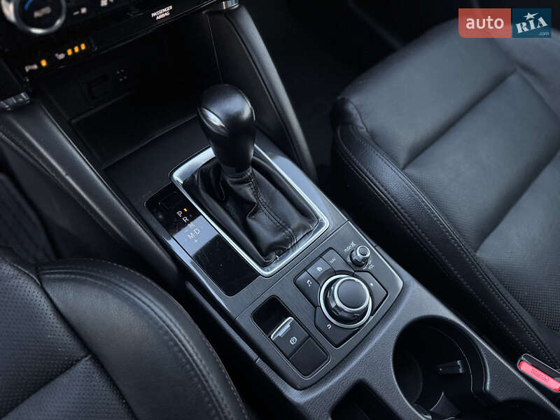 Позашляховик / Кросовер Mazda CX-5 2015 в Луцьку