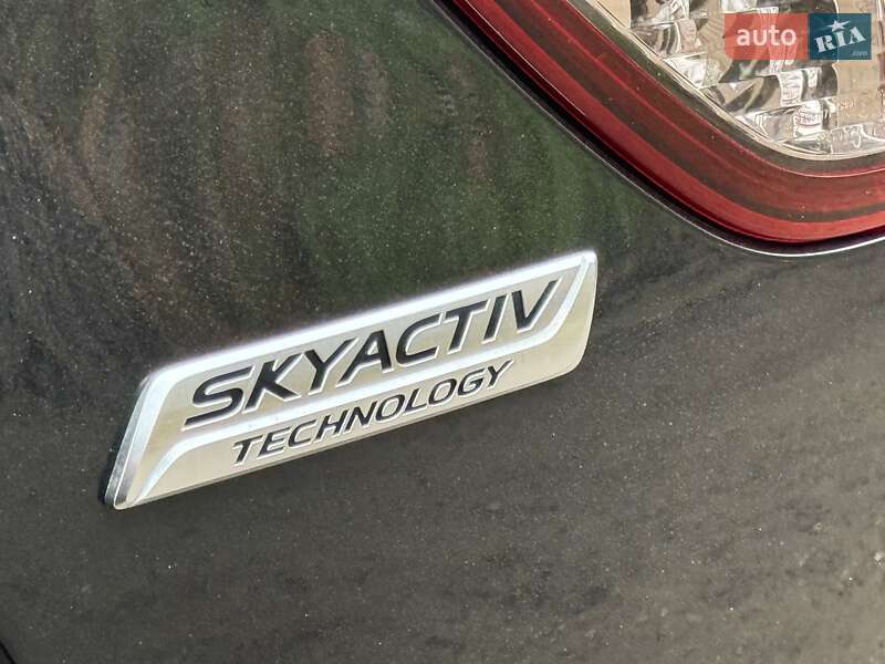 Внедорожник / Кроссовер Mazda CX-5 2012 в Черновцах