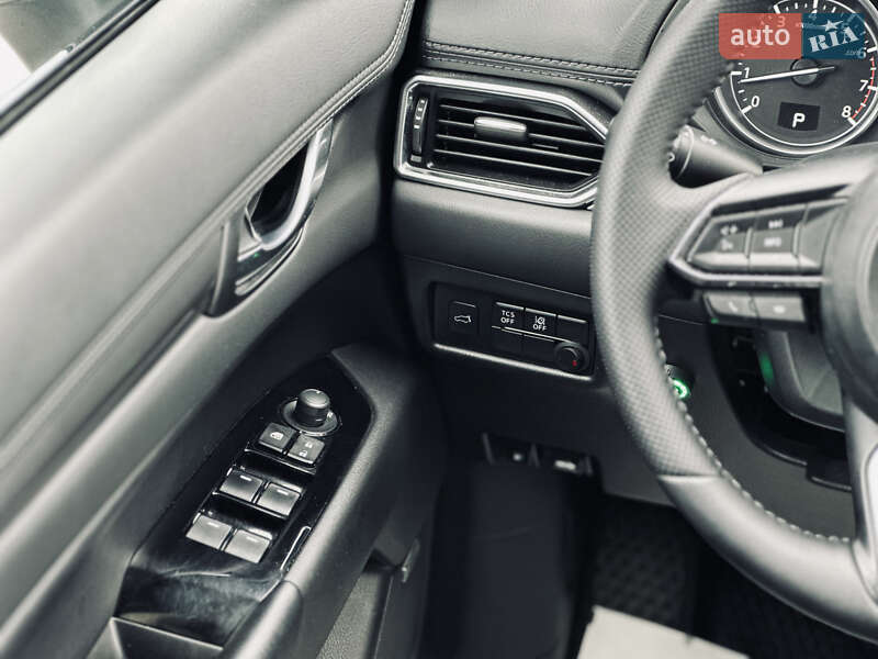 Внедорожник / Кроссовер Mazda CX-5 2018 в Кременчуге