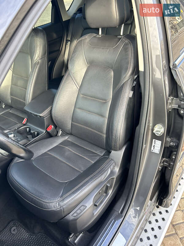 Позашляховик / Кросовер Mazda CX-5 2017 в Харкові