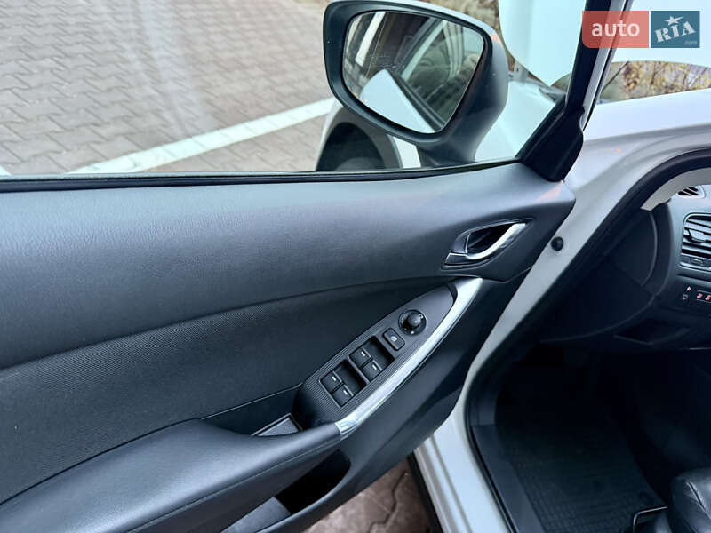 Внедорожник / Кроссовер Mazda CX-5 2014 в Киеве фото 53 Внедорожник / Кроссовер Mazda CX-5 2014 в Киеве
