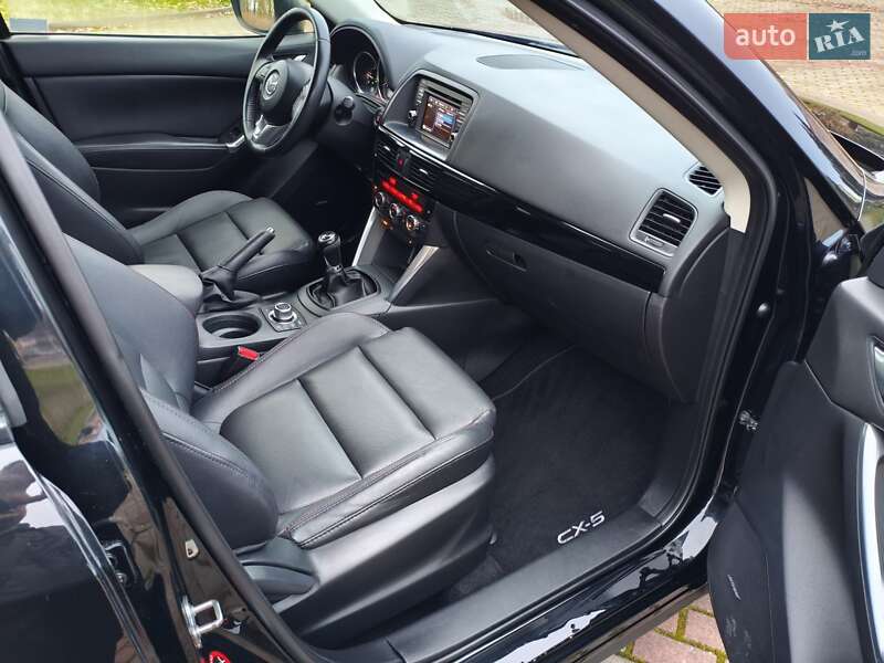 Внедорожник / Кроссовер Mazda CX-5 2013 в Дубно