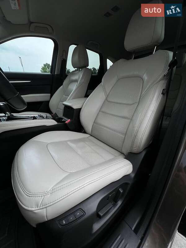 Внедорожник / Кроссовер Mazda CX-5 2018 в Киеве