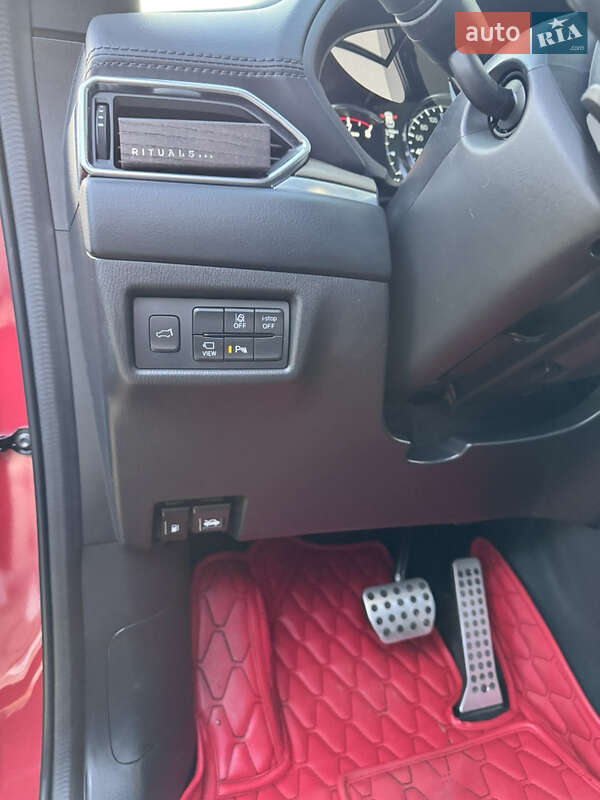 Внедорожник / Кроссовер Mazda CX-5 2022 в Ужгороде