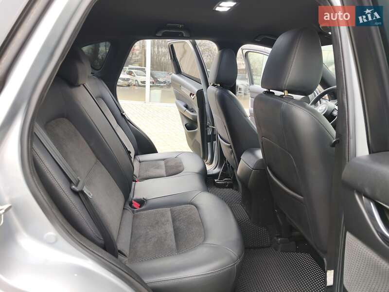 Внедорожник / Кроссовер Mazda CX-5 2018 в Днепре фото 13 Внедорожник / Кроссовер Mazda CX-5 2018 в Днепре