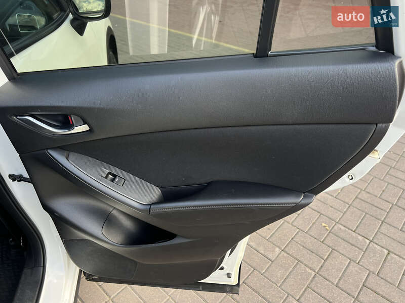 Внедорожник / Кроссовер Mazda CX-5 2015 в Киеве фото 30 Внедорожник / Кроссовер Mazda CX-5 2015 в Киеве