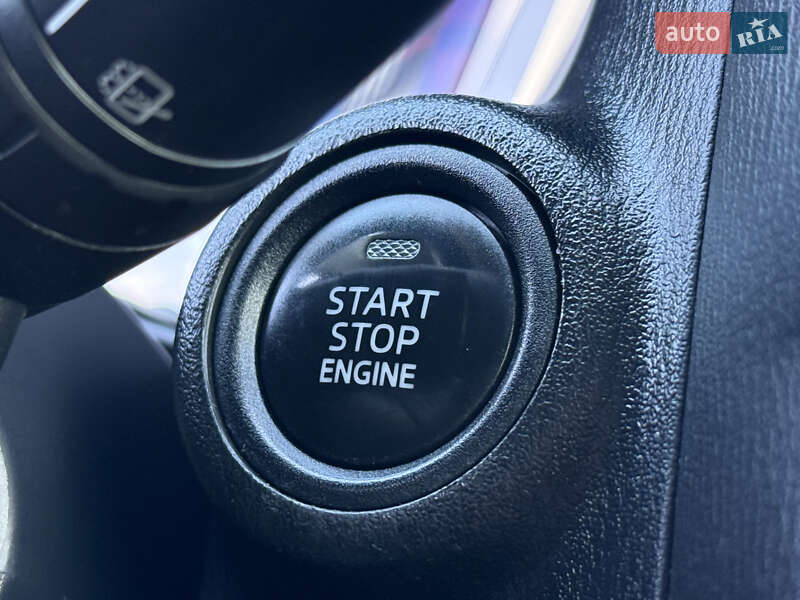 Внедорожник / Кроссовер Mazda CX-5 2015 в Ровно