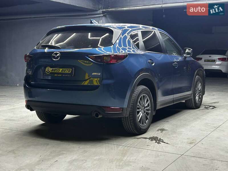 Внедорожник / Кроссовер Mazda CX-5 2017 в Черновцах
