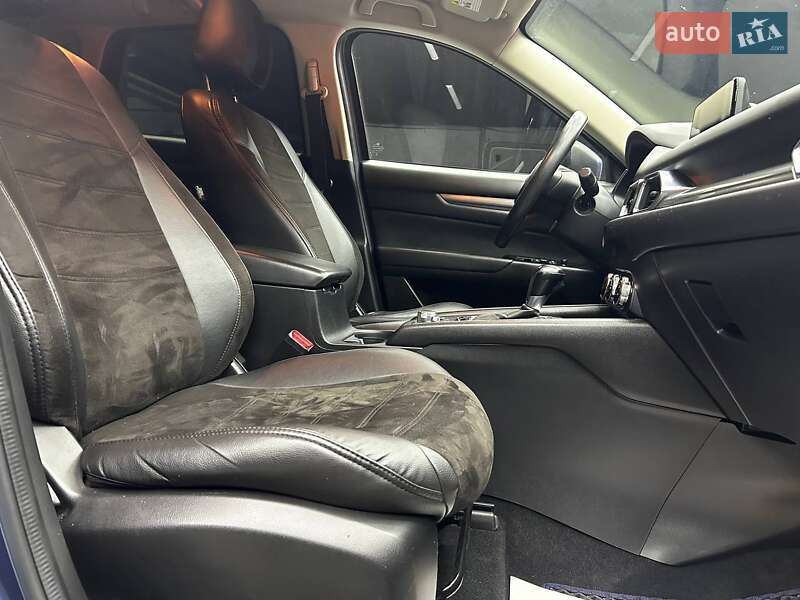 Внедорожник / Кроссовер Mazda CX-5 2017 в Черновцах