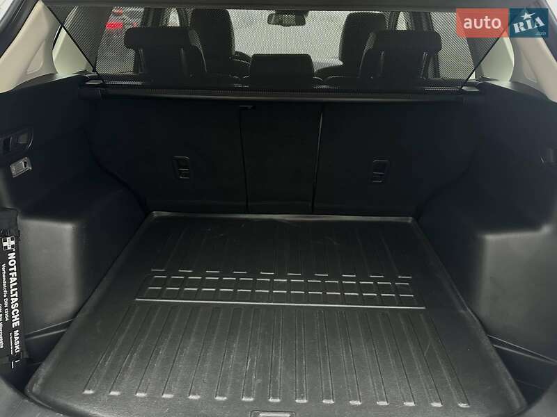 Внедорожник / Кроссовер Mazda CX-5 2014 в Нововолынске