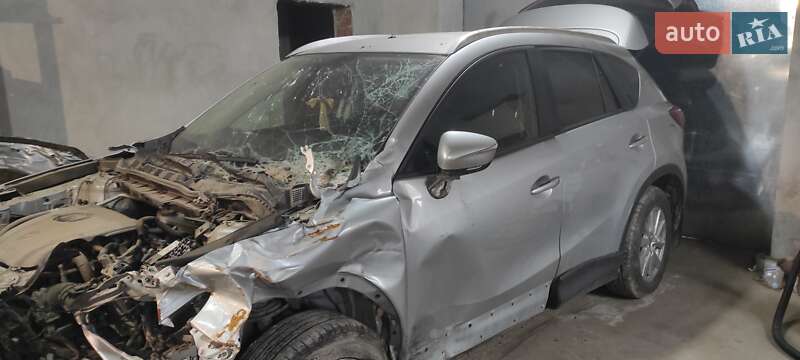 Внедорожник / Кроссовер Mazda CX-5 2016 в Кицмани