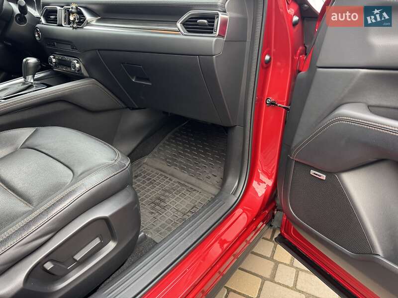 Внедорожник / Кроссовер Mazda CX-5 2017 в Николаеве