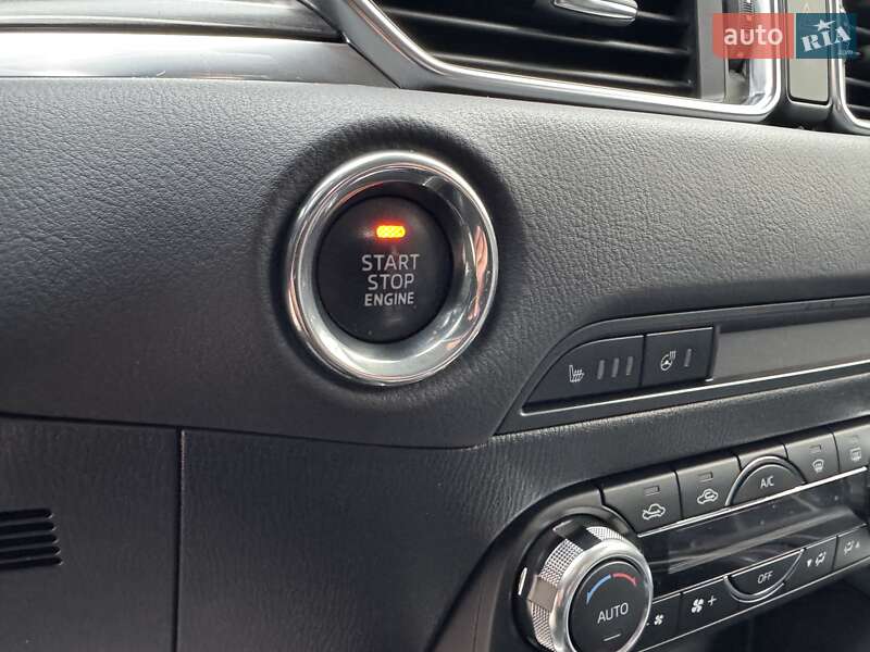 Внедорожник / Кроссовер Mazda CX-5 2017 в Николаеве