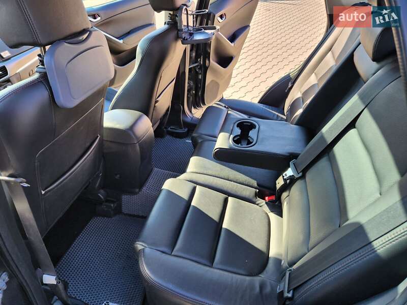 Внедорожник / Кроссовер Mazda CX-5 2016 в Виннице