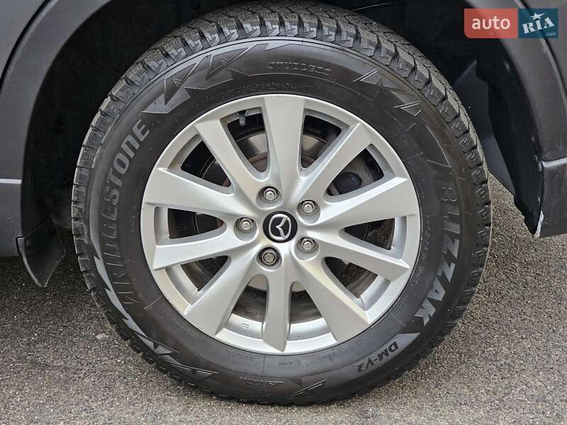Внедорожник / Кроссовер Mazda CX-5 2015 в Киеве