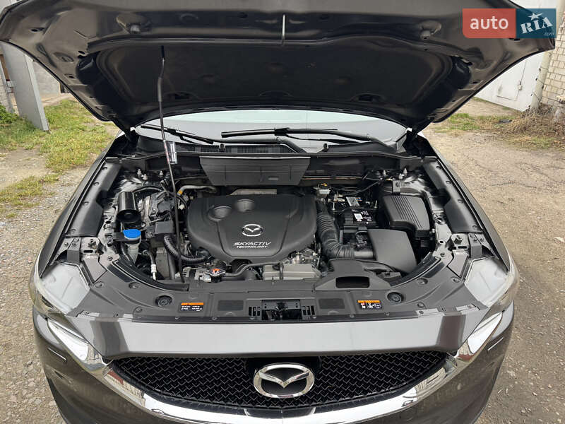 Внедорожник / Кроссовер Mazda CX-5 2017 в Черкассах