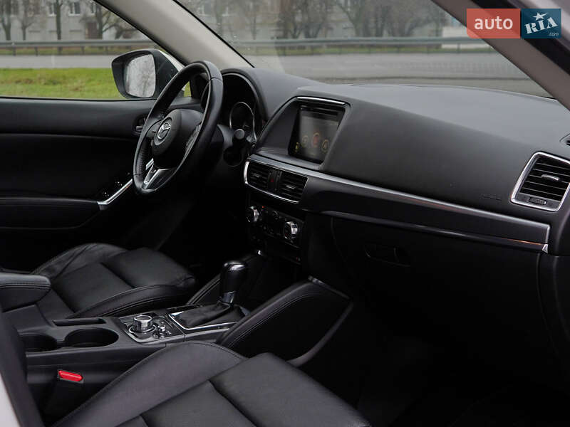 Внедорожник / Кроссовер Mazda CX-5 2017 в Днепре