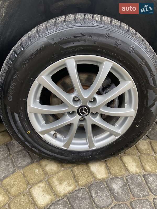 Внедорожник / Кроссовер Mazda CX-5 2016 в Новояворовске