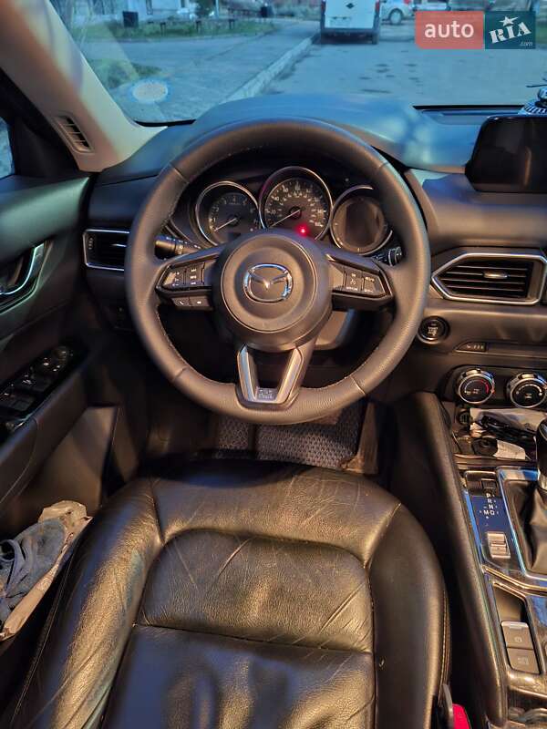 Внедорожник / Кроссовер Mazda CX-5 2017 в Бродах