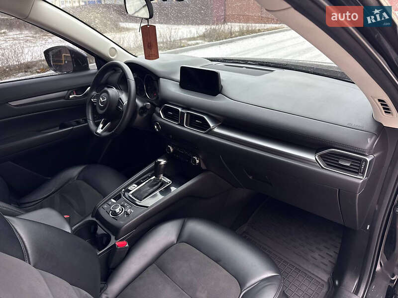 Внедорожник / Кроссовер Mazda CX-5 2017 в Киеве