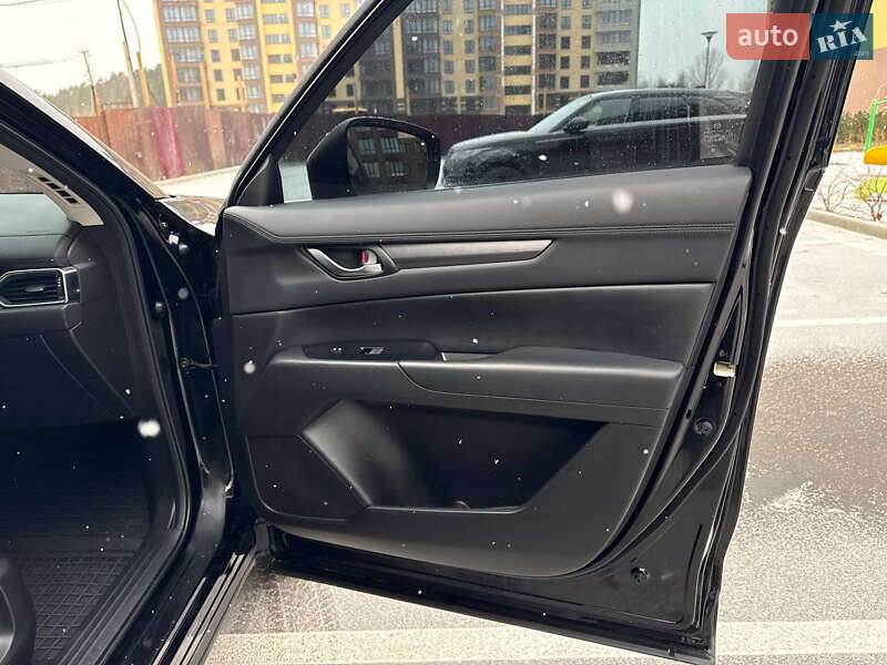 Внедорожник / Кроссовер Mazda CX-5 2017 в Киеве