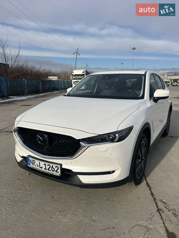Внедорожник / Кроссовер Mazda CX-5 2017 в Черновцах