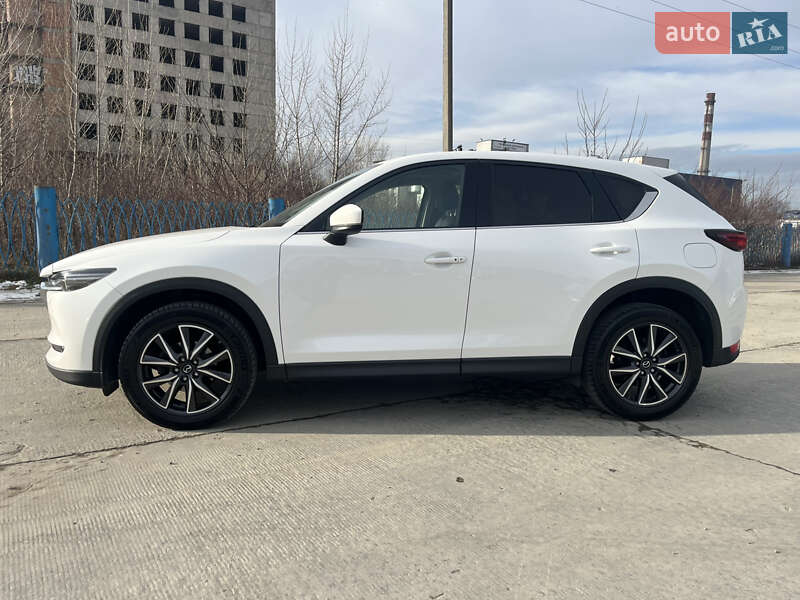 Внедорожник / Кроссовер Mazda CX-5 2017 в Черновцах