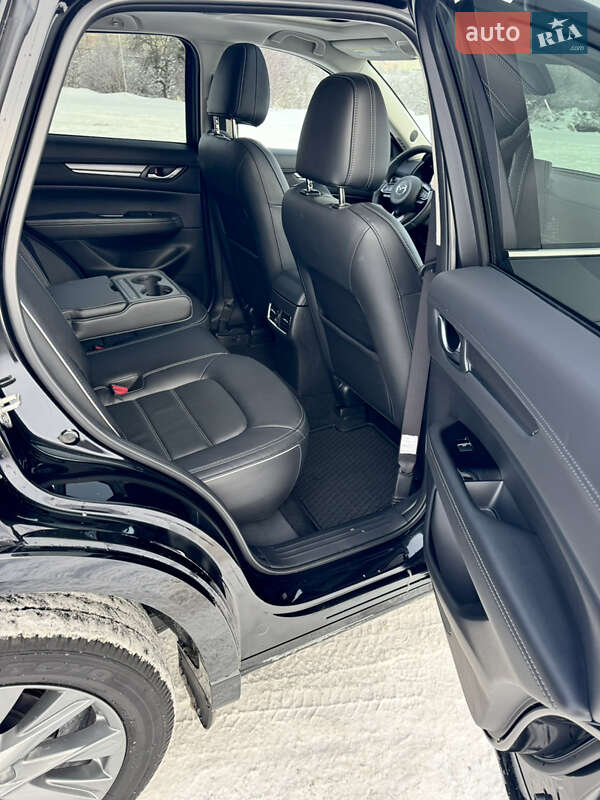 Внедорожник / Кроссовер Mazda CX-5 2025 в Киеве