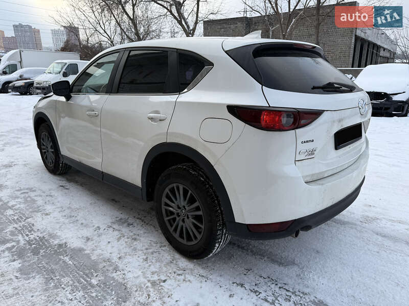 Внедорожник / Кроссовер Mazda CX-5 2017 в Киеве
