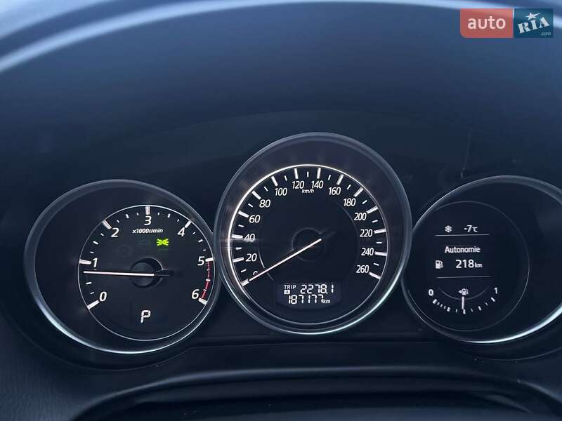 Внедорожник / Кроссовер Mazda CX-5 2016 в Ровно