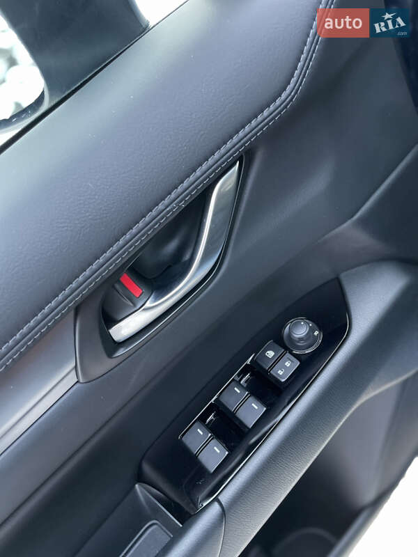 Внедорожник / Кроссовер Mazda CX-5 2024 в Львове