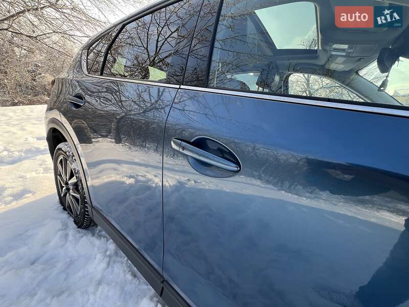 Внедорожник / Кроссовер Mazda CX-5 2017 в Киеве