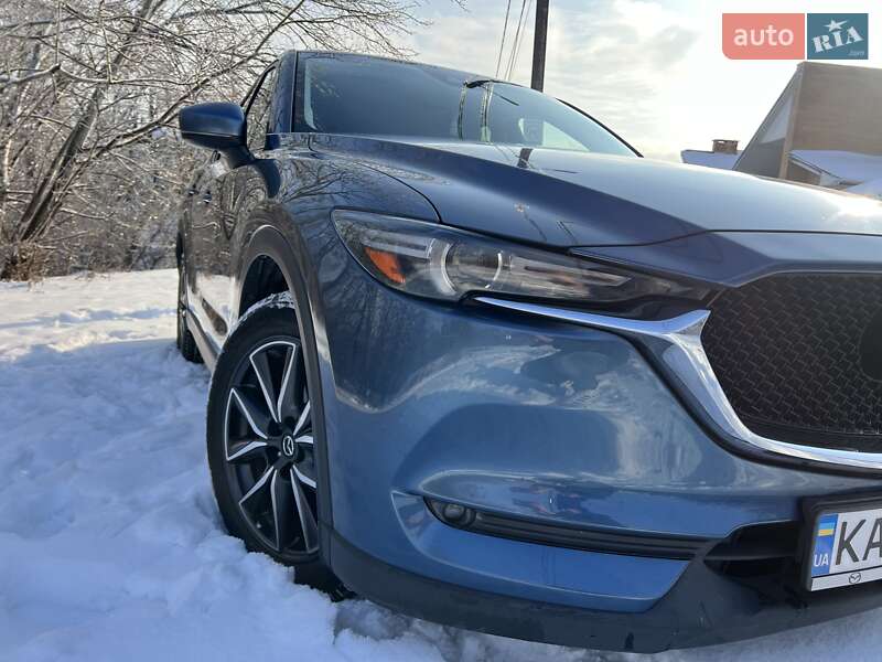 Внедорожник / Кроссовер Mazda CX-5 2017 в Киеве