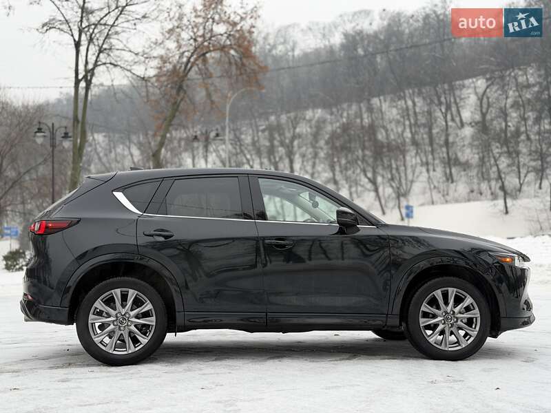 Внедорожник / Кроссовер Mazda CX-5 2024 в Киеве