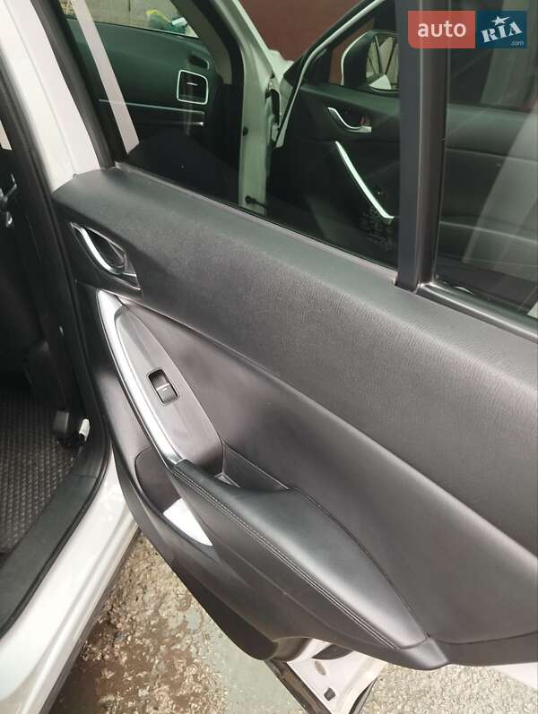 Внедорожник / Кроссовер Mazda CX-5 2015 в Днепре фото 11 Внедорожник / Кроссовер Mazda CX-5 2015 в Днепре