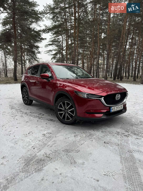 Внедорожник / Кроссовер Mazda CX-5 2018 в Павлограде